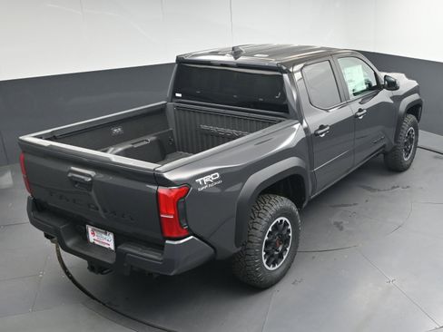 New 2026 Toyota Tacoma TRD Off-Road AWD/4WD image 31