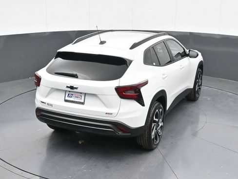 New 2026 Chevrolet Trax RS w/ Sunroof Package image 58