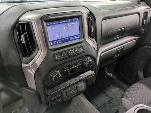 Used 2020 Chevrolet Silverado 1500 Custom Trail Boss w/ Custom Convenience Package AWD/4WD image 11