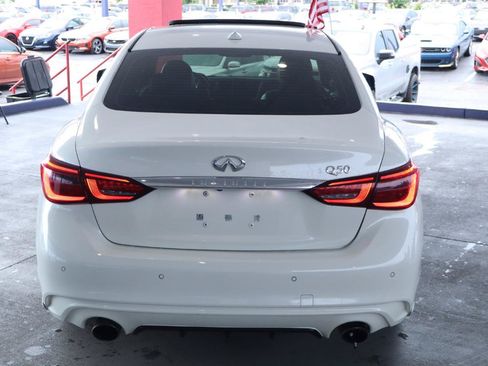 Used 2021 INFINITI Q50 Luxe w/ Seat & Sound Package RWD image 6