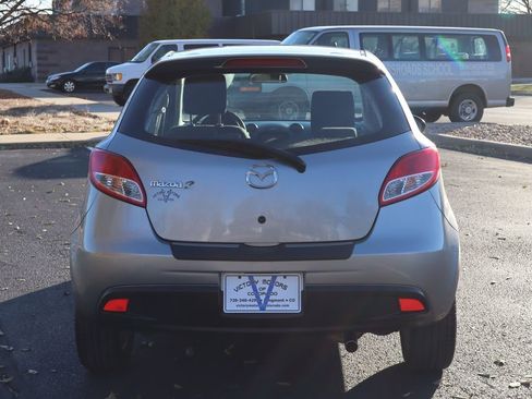 Used 2012 MAZDA MAZDA2 Touring image 6