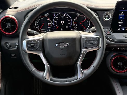Used 2025 Chevrolet Blazer RS FWD image 15
