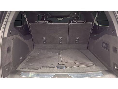 Used 2023 Cadillac Escalade ESV Premium Luxury AWD/4WD image 27