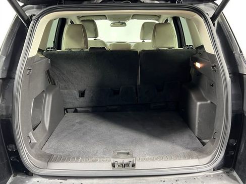 Used 2017 Ford Escape SE w/ Equipment Group 201A image 18