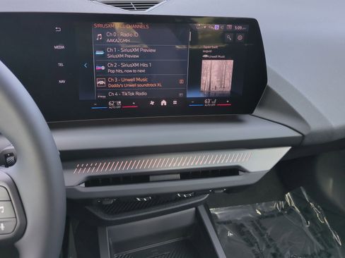 Certified 2025 BMW 228i xDrive w/ Premium Package image 28