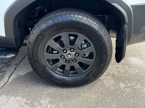 Used 2024 Toyota Land Cruiser Base image 20