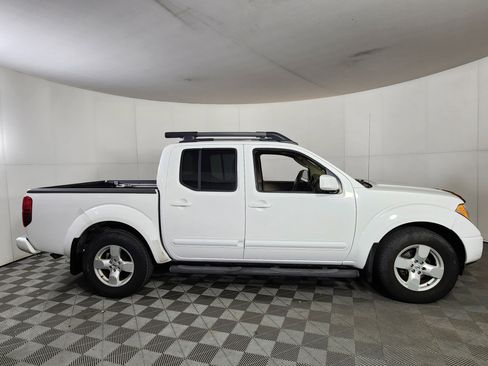 Used 2008 Nissan Frontier LE image 8