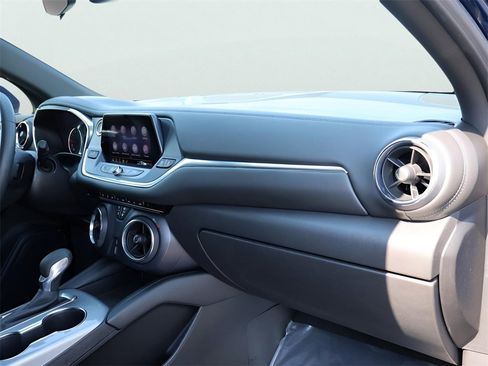 Used 2022 Chevrolet Blazer LT image 10