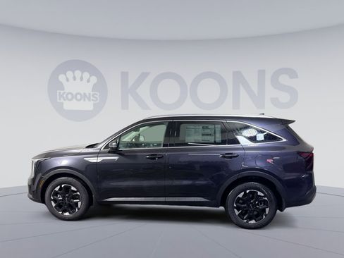 New 2026 Kia Sorento S w/ S Panoramic Sunroof Package image 2