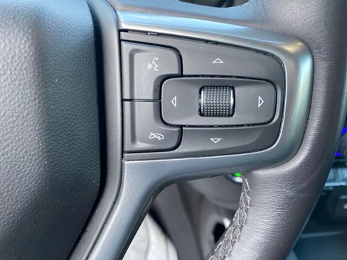 Used 2022 Chevrolet Silverado 1500 LT Trail Boss image 17