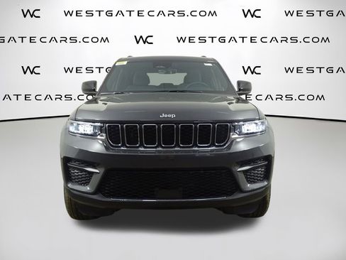 New 2025 Jeep Grand Cherokee Laredo X image 4