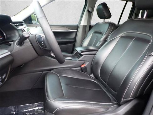 Used 2023 Jeep Grand Cherokee Limited AWD/4WD image 13