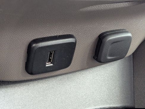 Used 2018 Chevrolet Malibu LS image 21