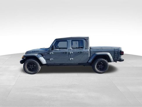 Used 2022 Jeep Gladiator Willys image 18