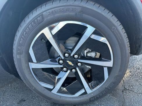 New 2026 Chevrolet Equinox EV LT w/ Comfort Package image 40