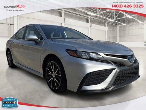 Used 2023 Toyota Camry SE FWD image 8