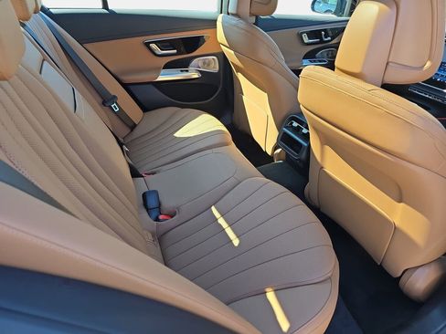 New 2026 Mercedes-Benz E 350 4MATIC Sedan image 11