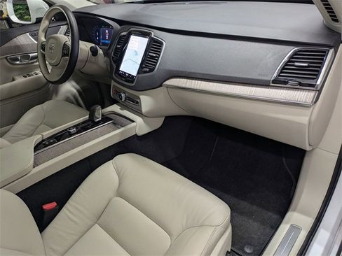Certified 2024 Volvo XC90 T8 Plus image 30