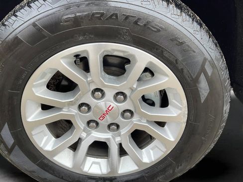 Used 2017 GMC Sierra 1500 SLE w/ SLE Value Package image 37