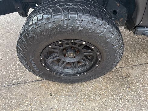 Used 2014 Jeep Wrangler Unlimited Rubicon image 12