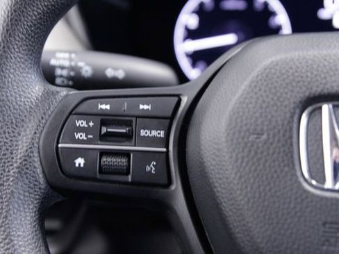 Certified 2023 Honda HR-V LX image 26