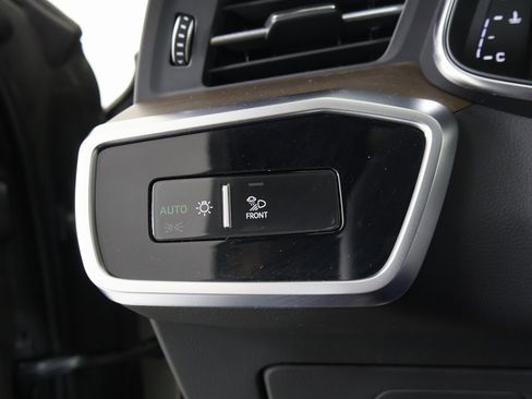 Used 2025 Audi A6 Premium Plus w/ Premium Plus Package image 27