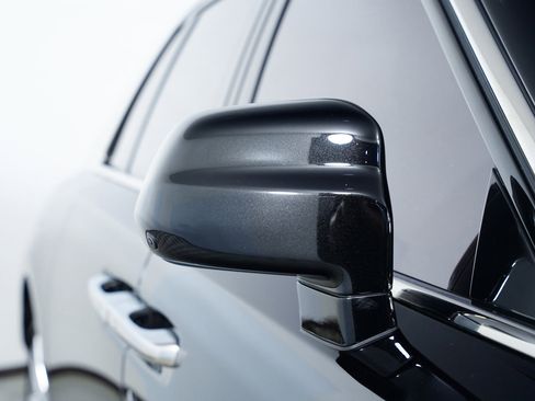 Used 2022 Rolls-Royce Ghost image 39