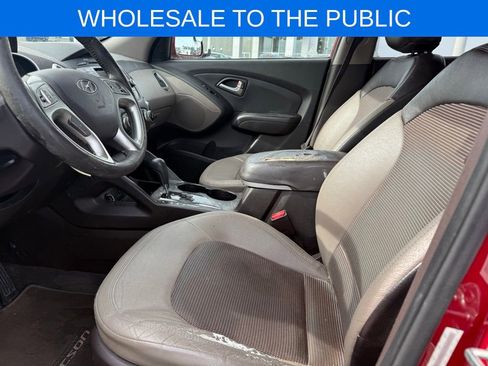 Used 2013 Hyundai Tucson GLS image 9