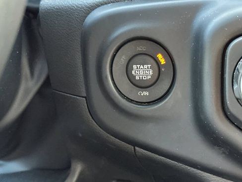 Used 2022 Jeep Wrangler Unlimited Sahara AWD/4WD image 24