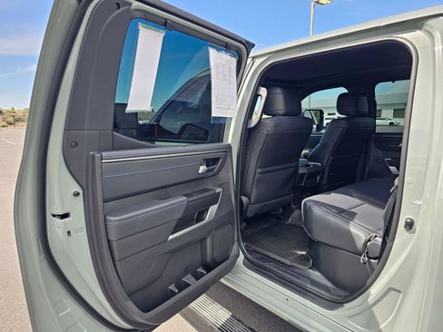 Used 2024 Toyota Tundra Platinum AWD/4WD image 15