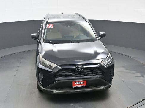 Used 2021 Toyota RAV4 LE AWD/4WD image 33