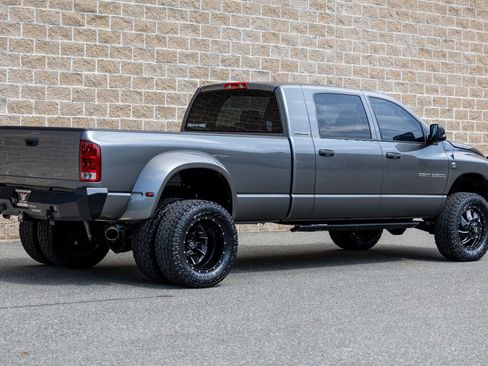 Used 2006 Dodge Ram 3500 Truck SLT AWD/4WD image 17