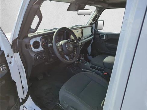 Used 2024 Jeep Wrangler Sport S image 11