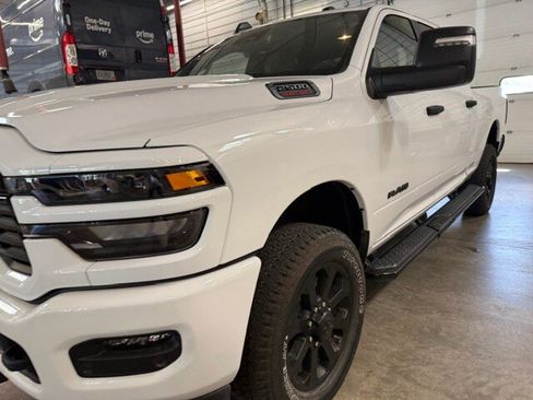 Used 2025 RAM 2500 Big Horn AWD/4WD image 42