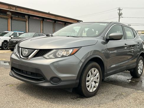 Used 2019 Nissan Rogue Sport S image 3