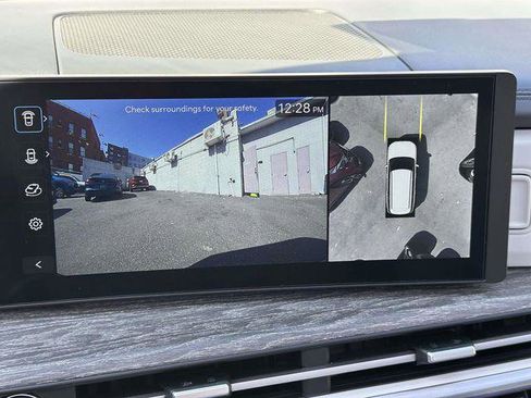 Used 2024 Hyundai Santa Fe Limited image 29