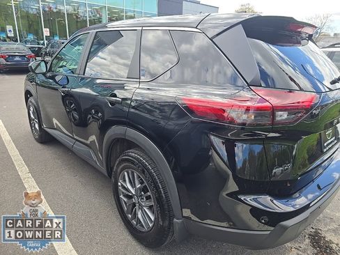 Used 2025 Nissan Rogue S image 42