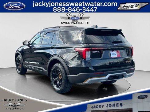 New 2026 Ford Explorer Tremor image 3