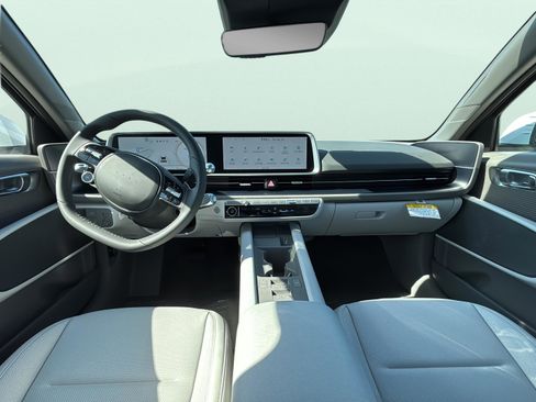 New 2025 Hyundai Ioniq 6 SEL RWD image 9