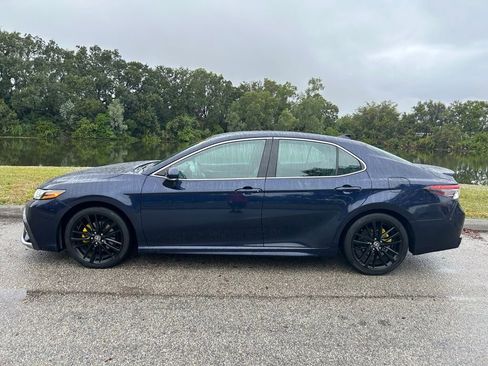 Used 2022 Toyota Camry XSE image 2