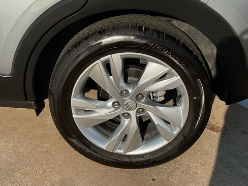 Used 2025 Buick Encore GX Preferred image 8