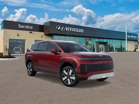 New 2026 Hyundai Ioniq 9 SEL image 2