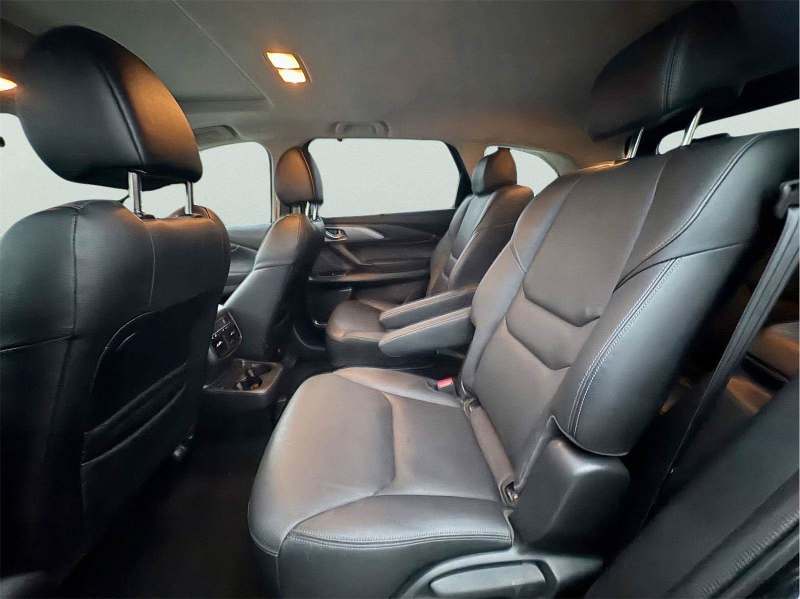 Used 2021 MAZDA CX-9 Touring w/ Touring Premium Package FWD image 11