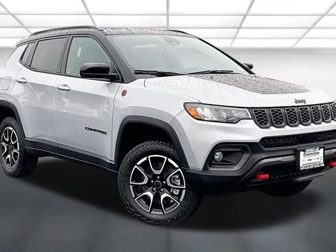 New 2026 Jeep Compass Trailhawk AWD/4WD image 1