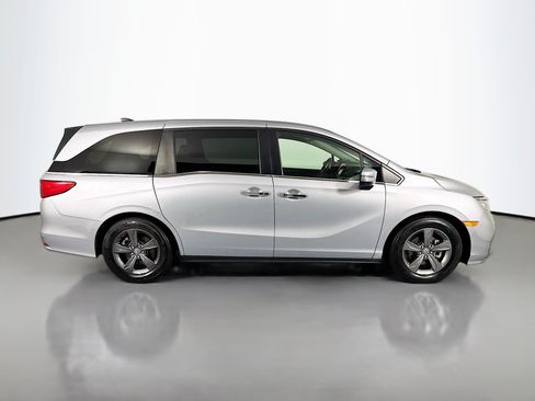 Certified 2024 Honda Odyssey EX image 4