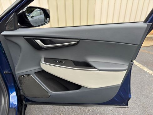 Used 2022 Kia EV6 Wind RWD image 41
