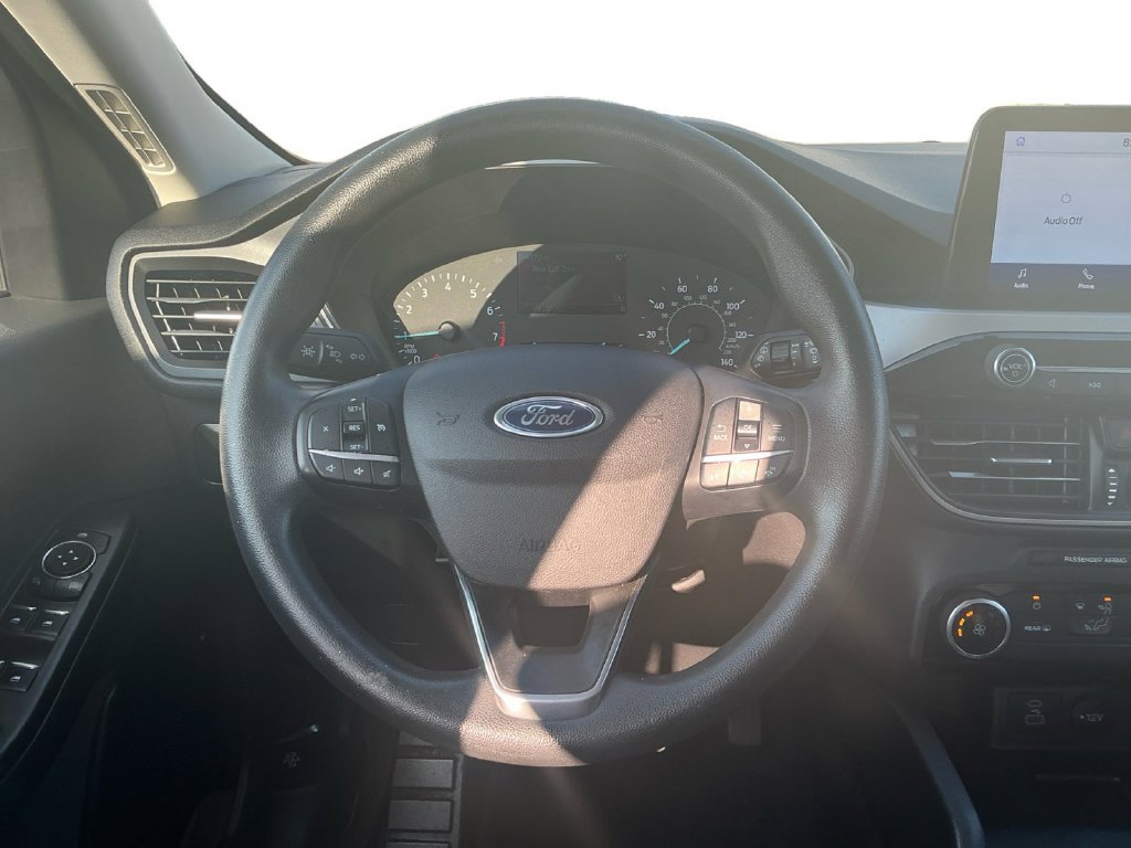 Used 2022 Ford Escape SE FWD image 18