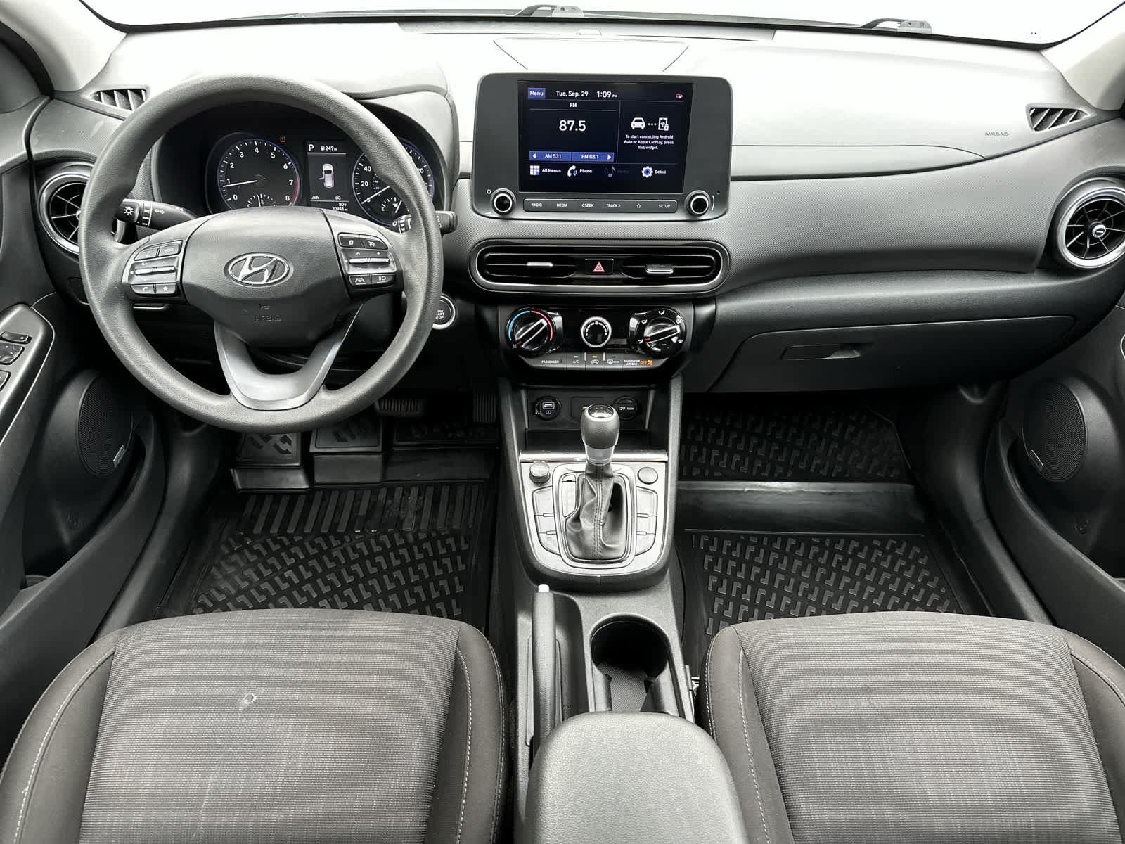 Used 2022 Hyundai Kona SEL FWD image 19