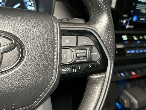 Used 2023 Toyota Tundra SR5 w/ SR5 Convenience Package image 27