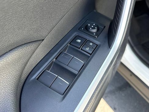 Certified 2025 Toyota RAV4 XLE AWD/4WD image 18